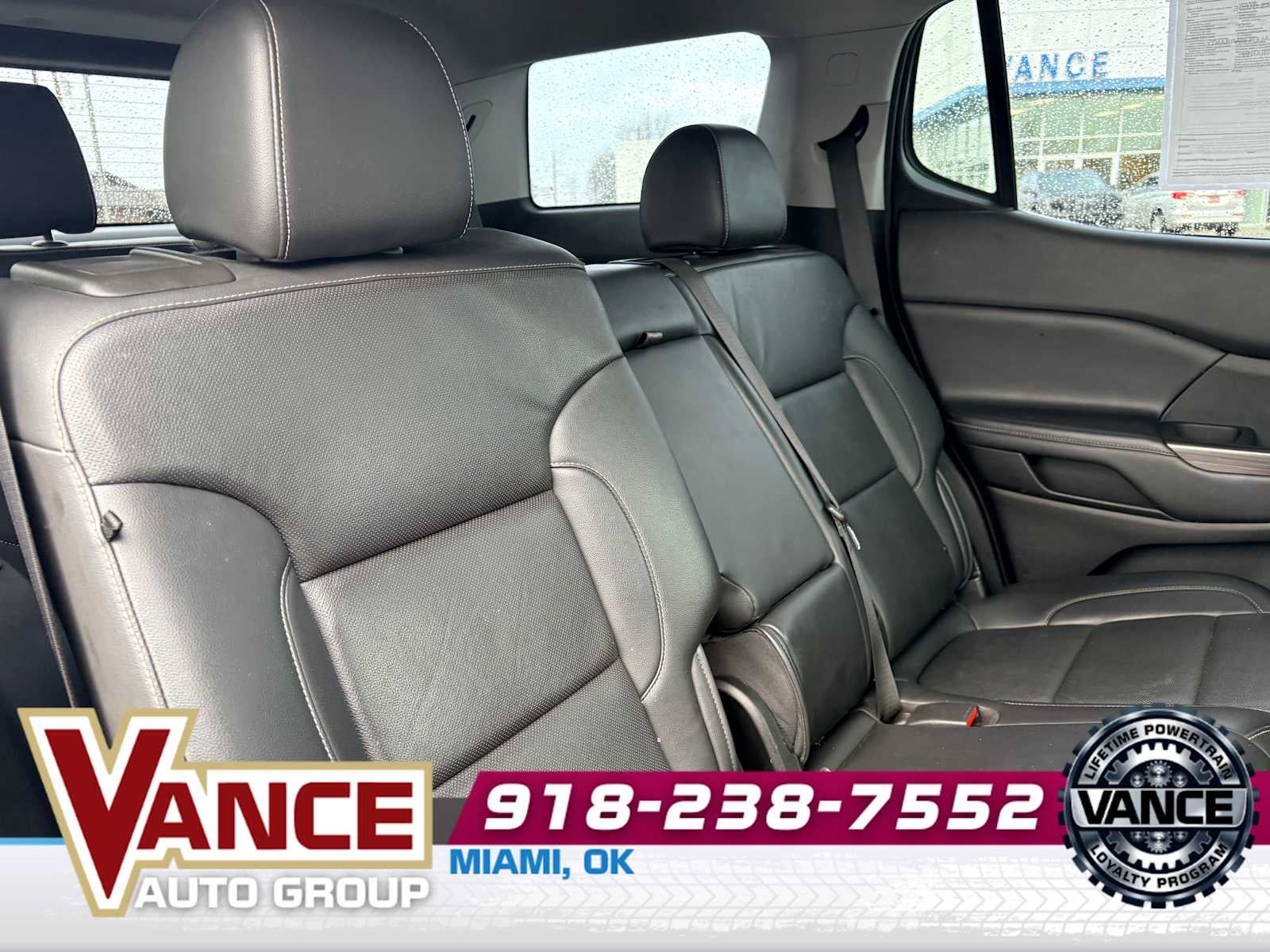 2023 GMC Acadia AWD SLT