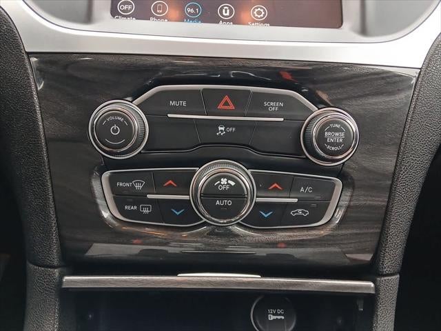 2022 Chrysler 300 Touring