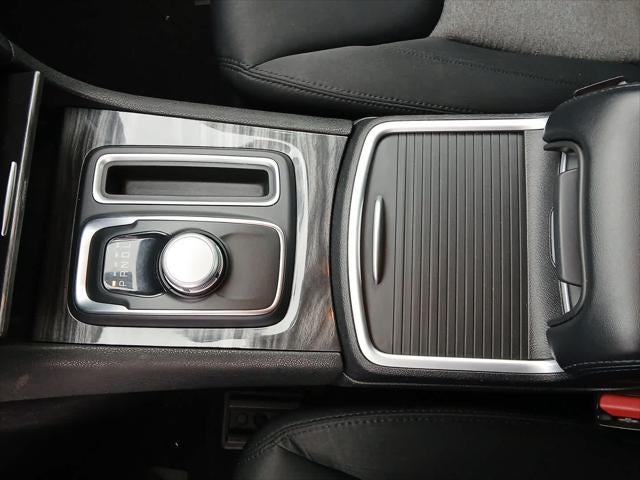 2022 Chrysler 300 Touring