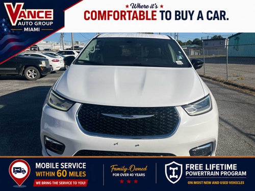 2024 Chrysler Pacifica Touring L