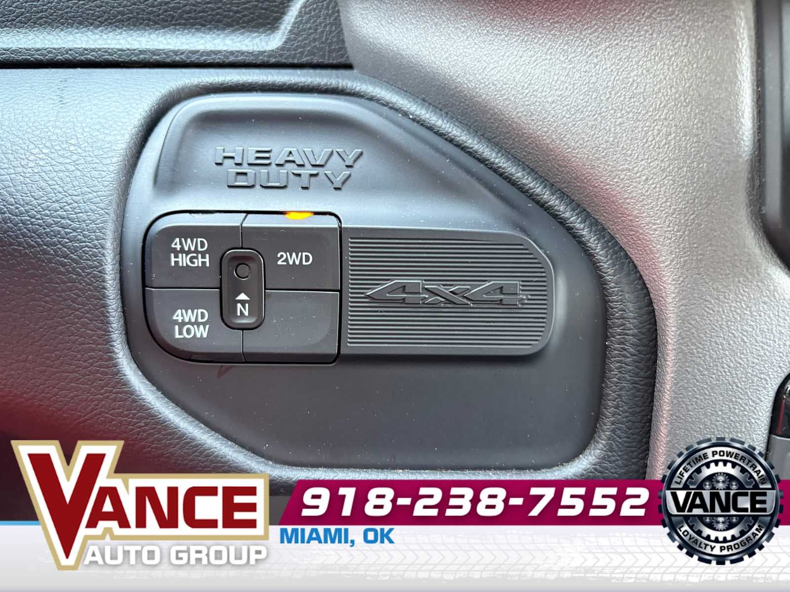 2024 RAM 3500 Big Horn Crew Cab 4x4 8' Box