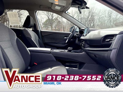 2023 Nissan Rogue SV FWD