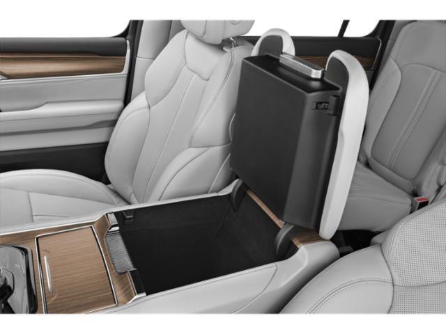 2023 Jeep Wagoneer L 4x4