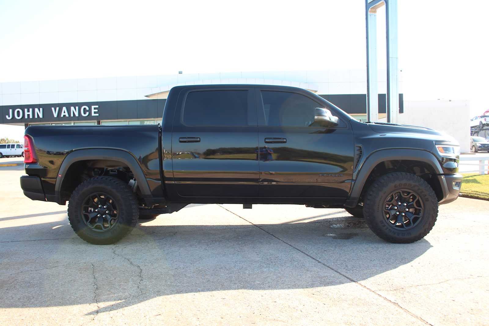 2025 RAM Ram 1500 RHO