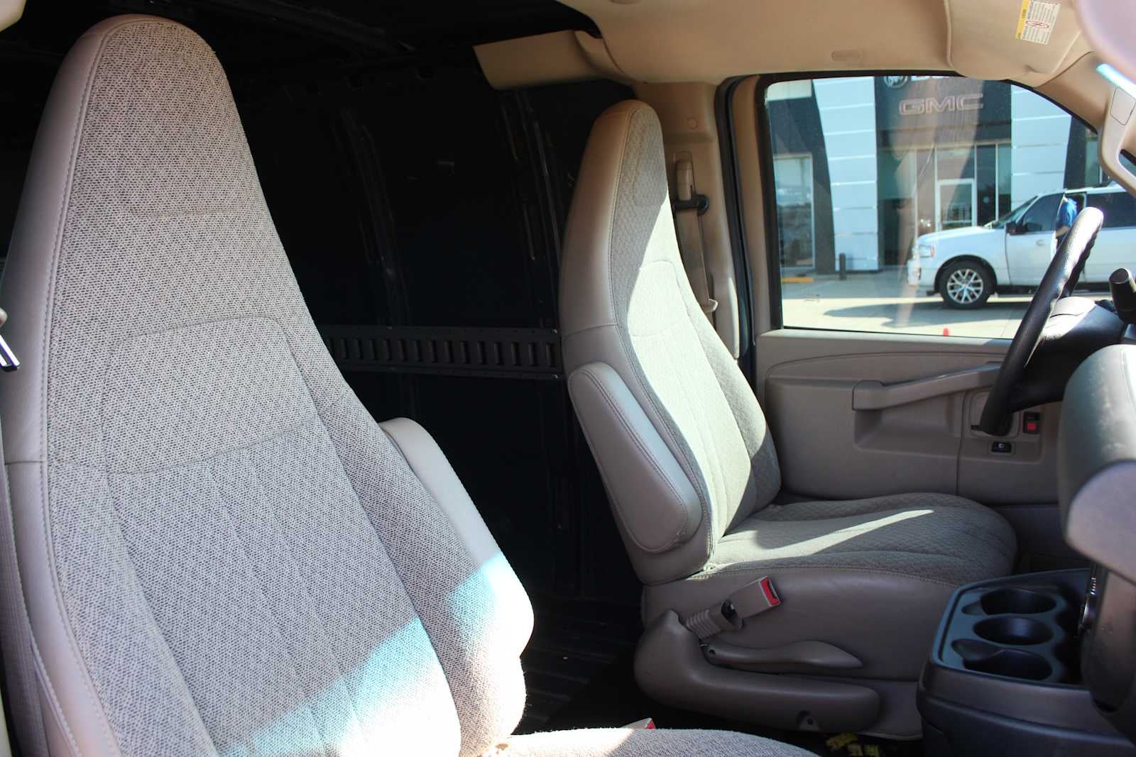2019 Chevrolet Express 2500 RWD 2500 135"