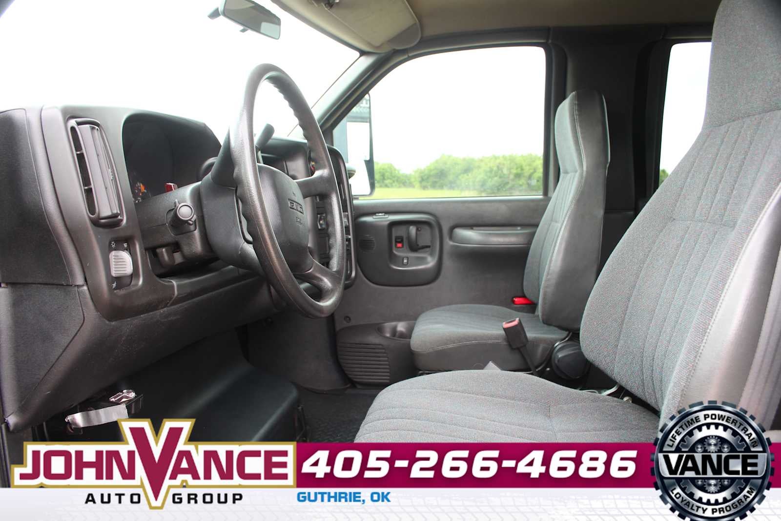 2005 GMC C4500 Crew Cab 2WD