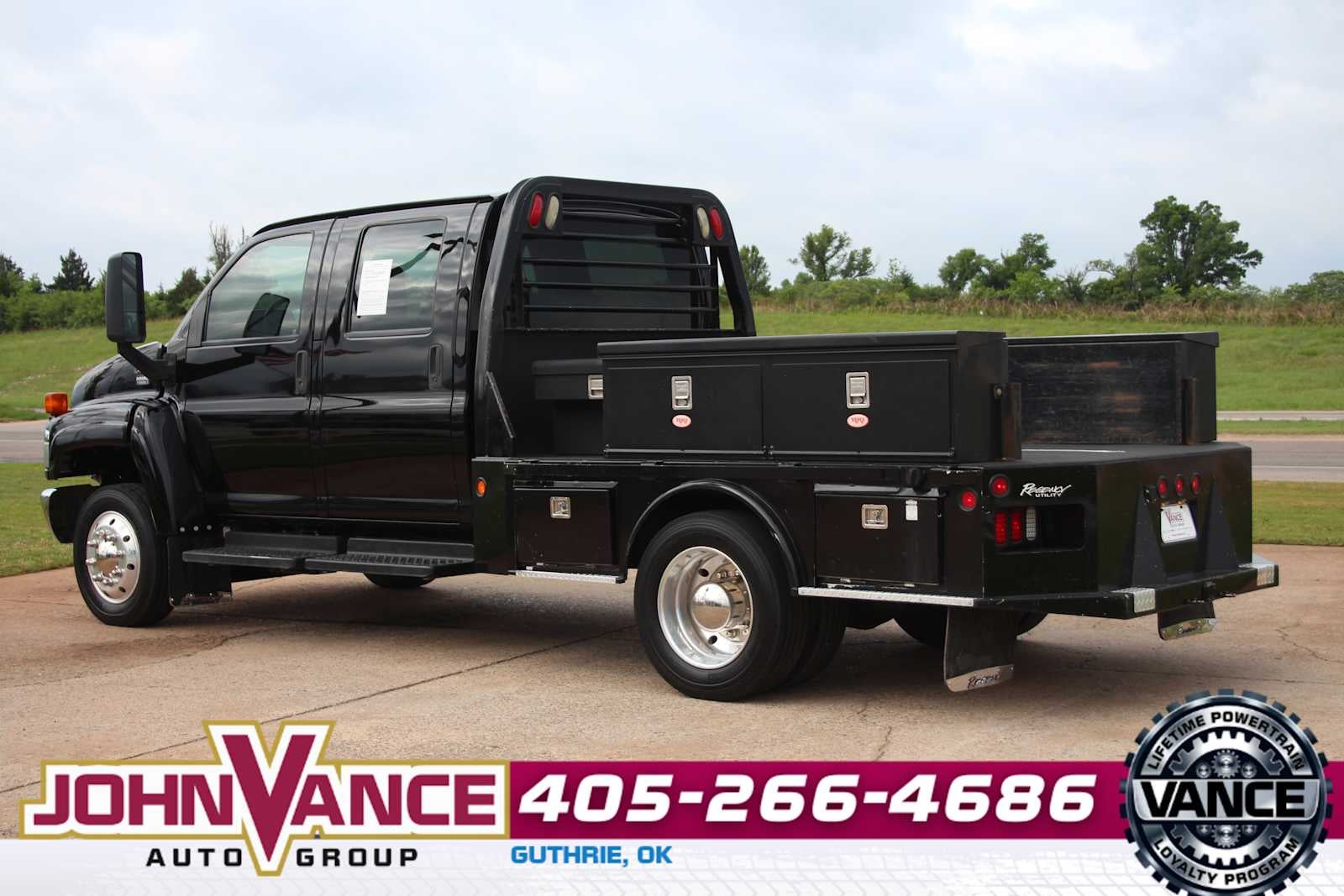 2005 GMC C4500 Crew Cab 2WD