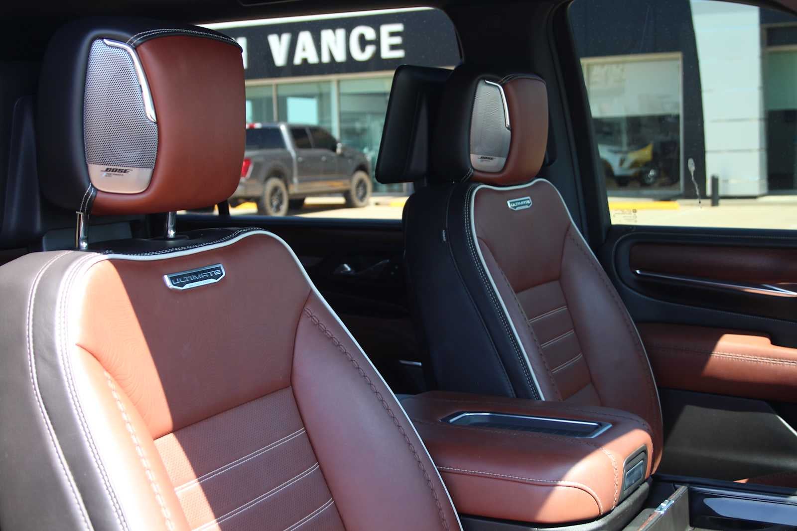 2023 GMC Yukon XL Denali Ultimate