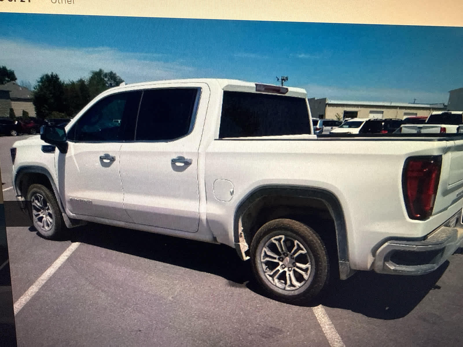 2025 GMC Sierra 1500 SLT