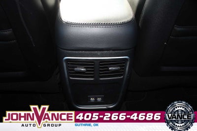 2021 Chrysler 300 Touring L