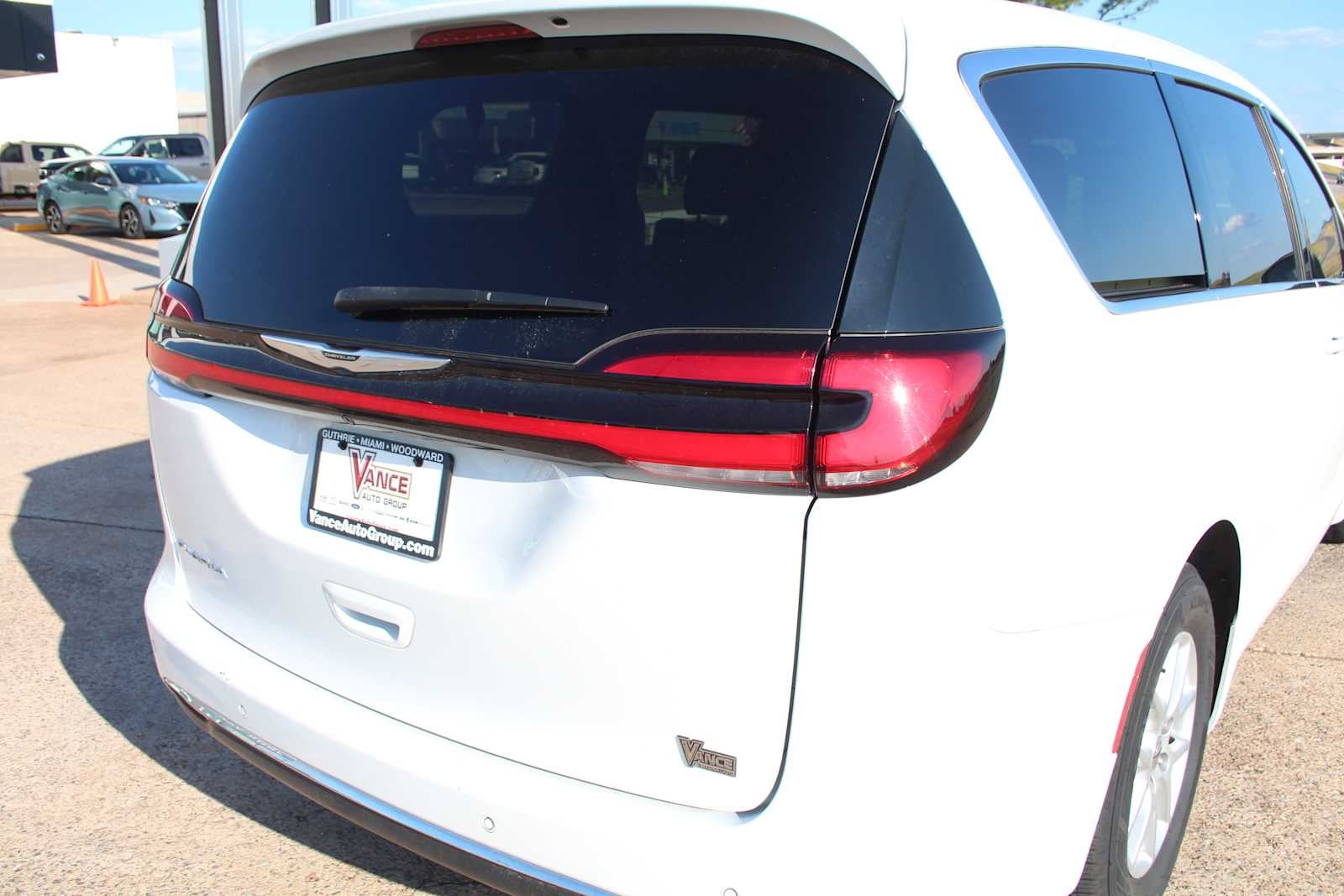 2023 Chrysler Pacifica Touring