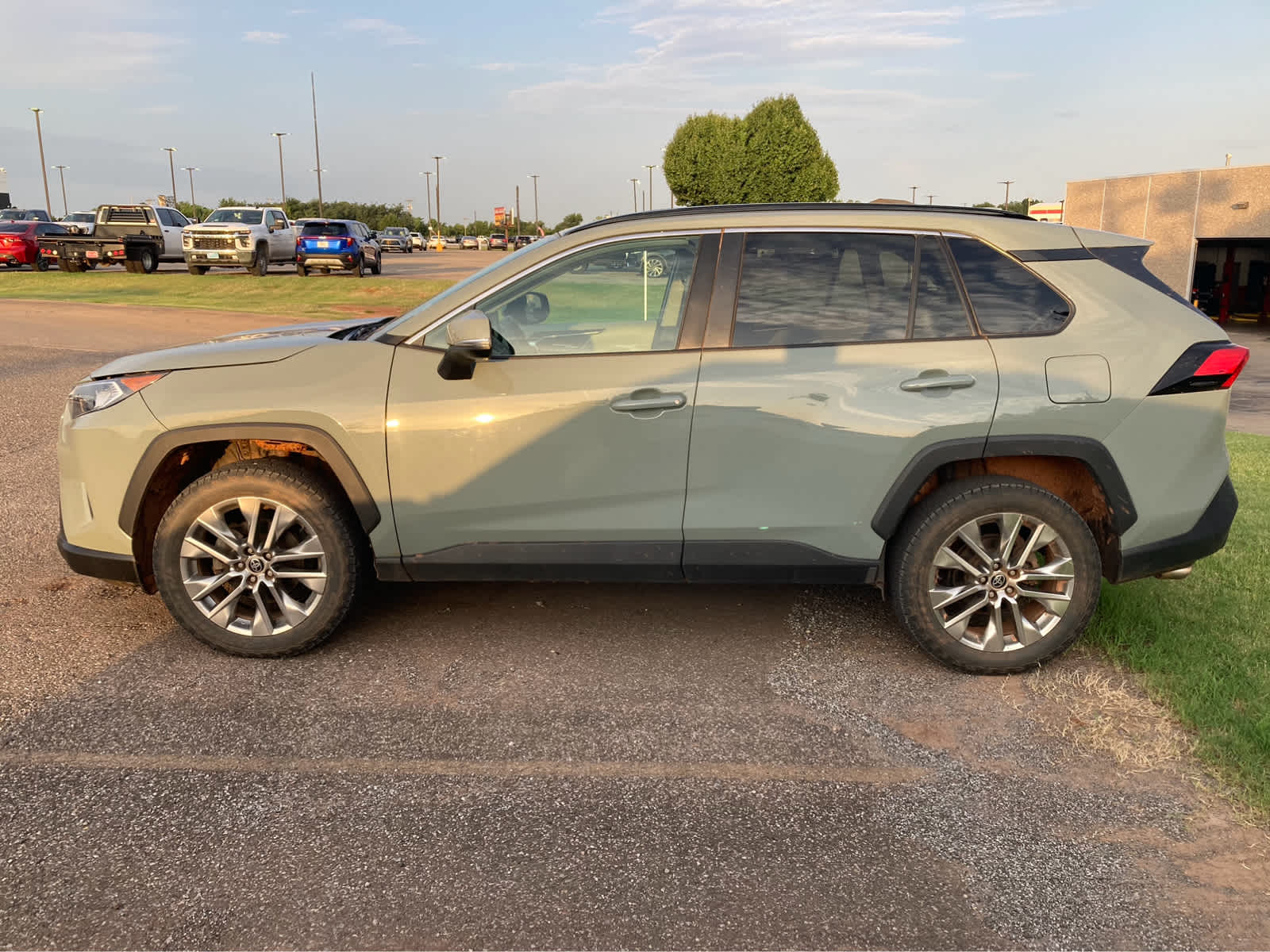 2021 Toyota Rav4 XLE Premium