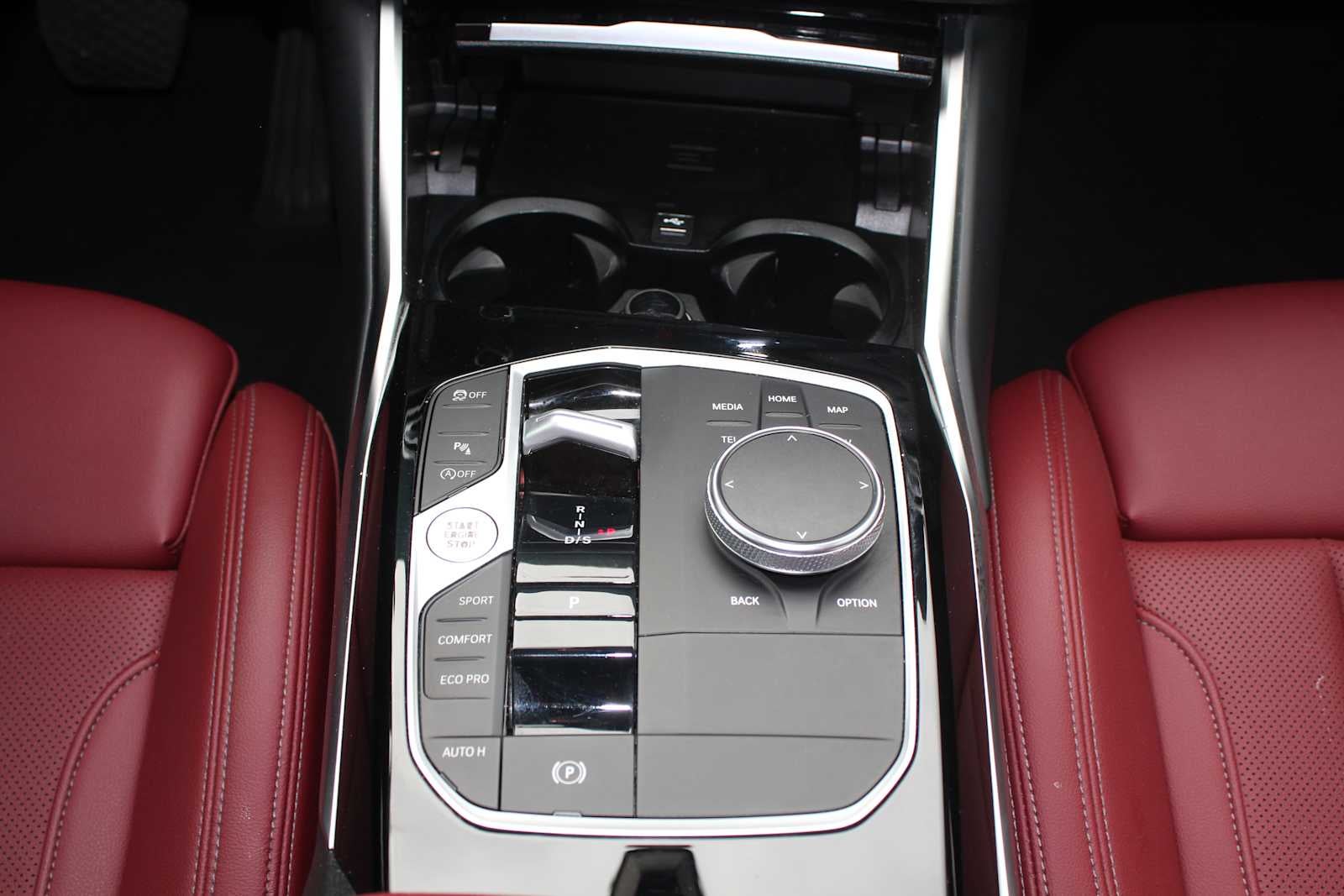 2024 BMW 330i 330i