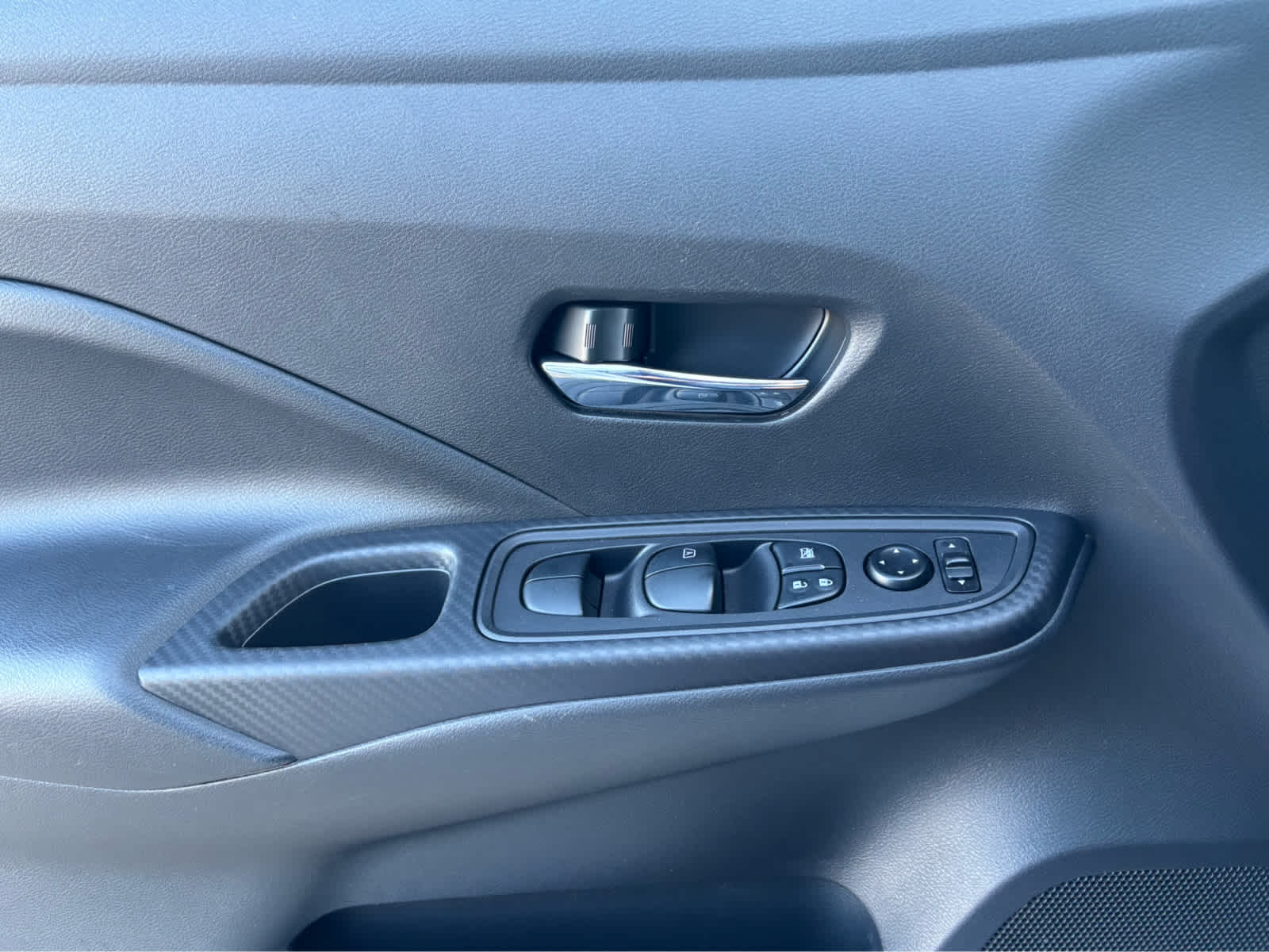 2024 Nissan Versa SV