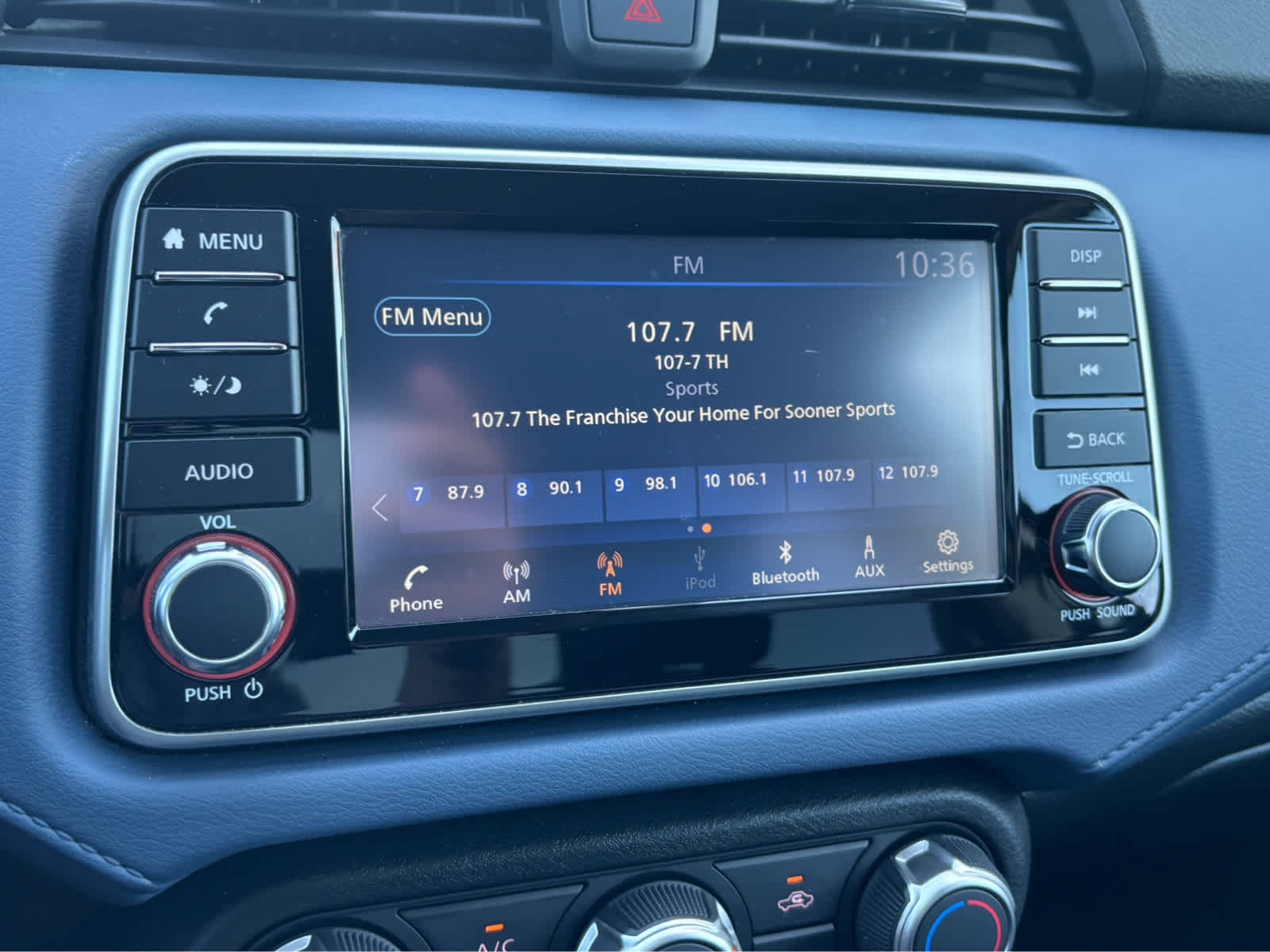 2024 Nissan Versa SV