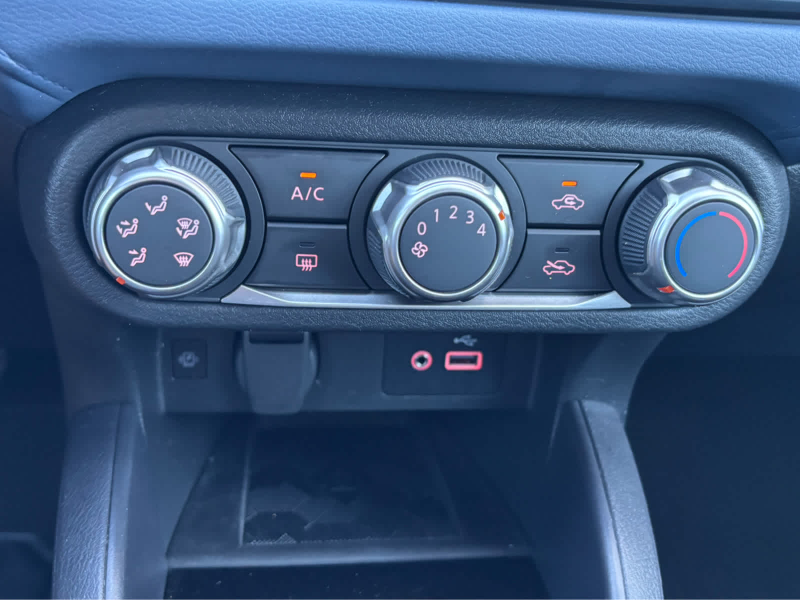 2024 Nissan Versa SV