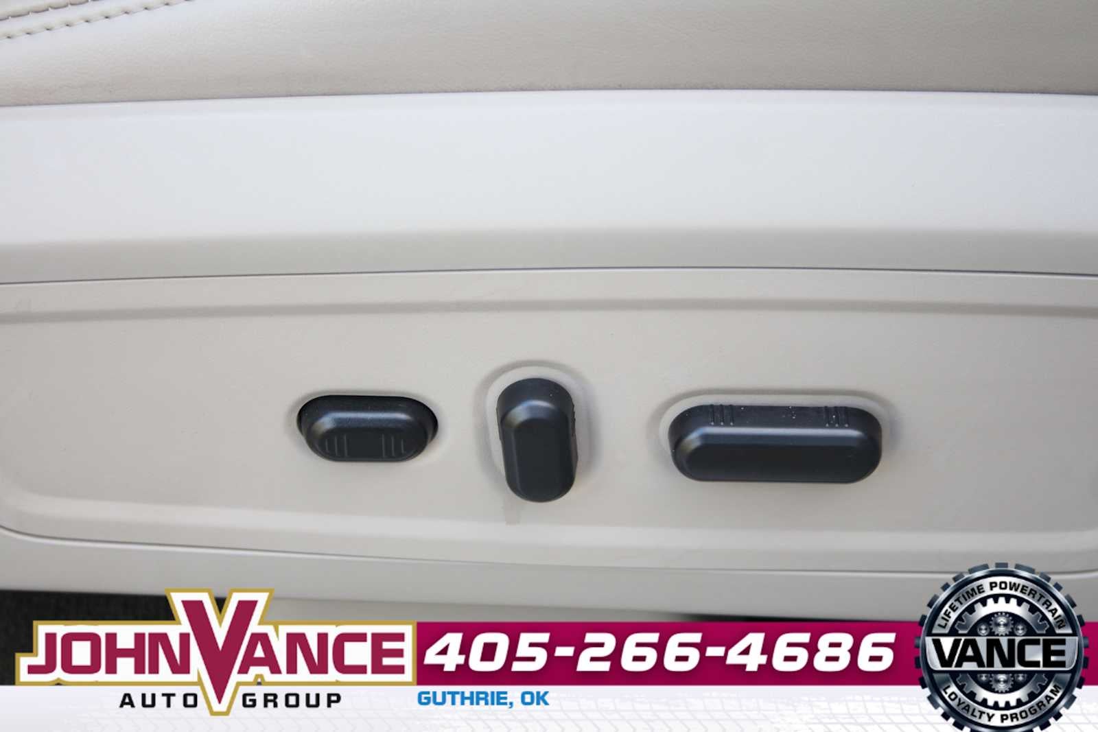 2015 Lincoln Navigator 4WD 4dr