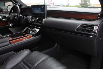 2022 Lincoln Navigator Black Label