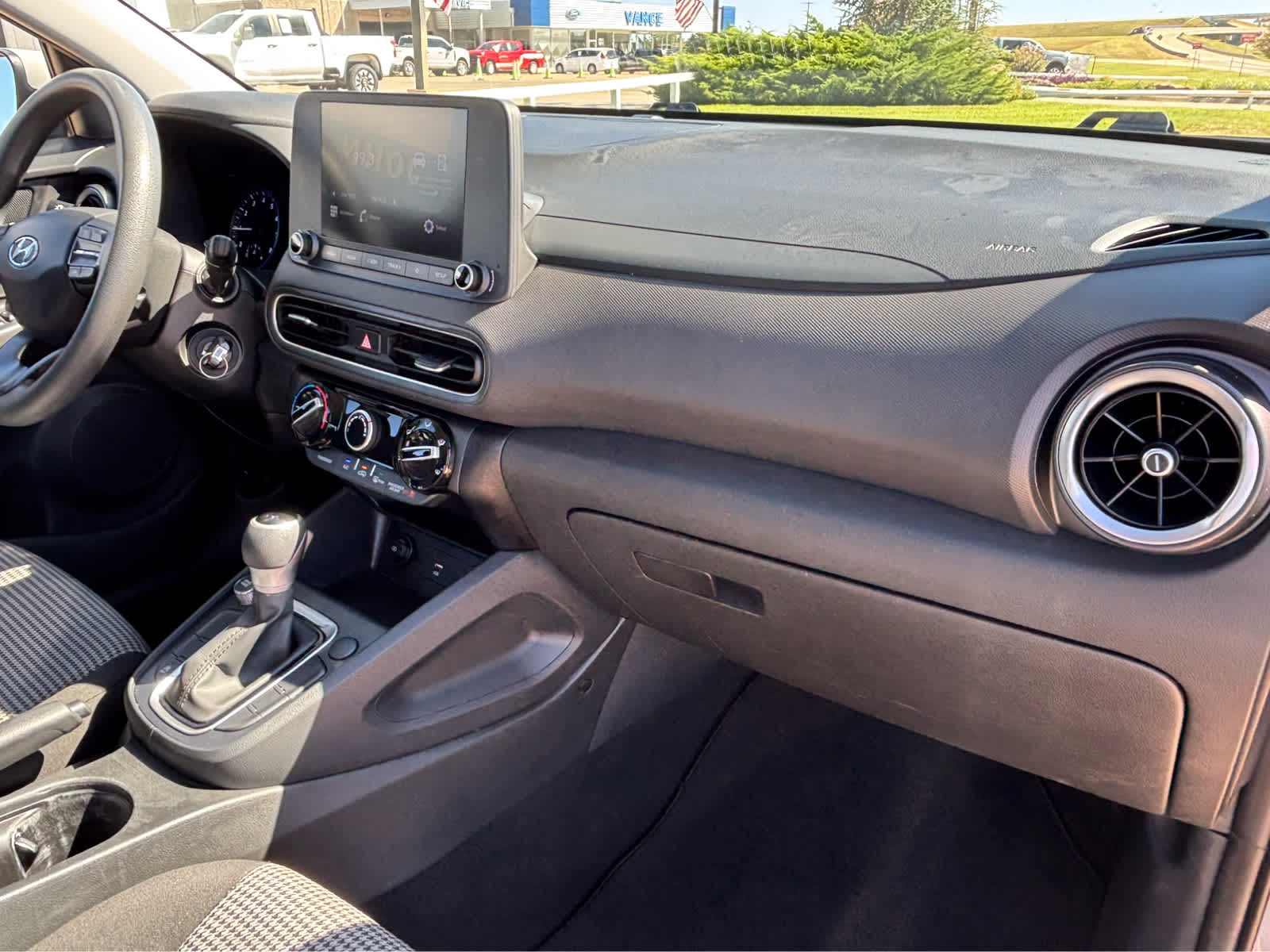 2023 Hyundai Kona SE
