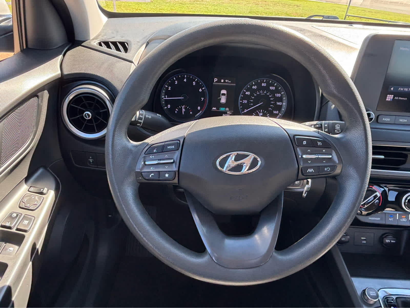 2023 Hyundai Kona SE