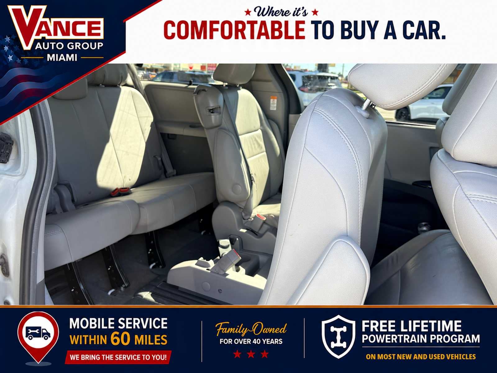 2017 Toyota Sienna XLE Auto Access Seat