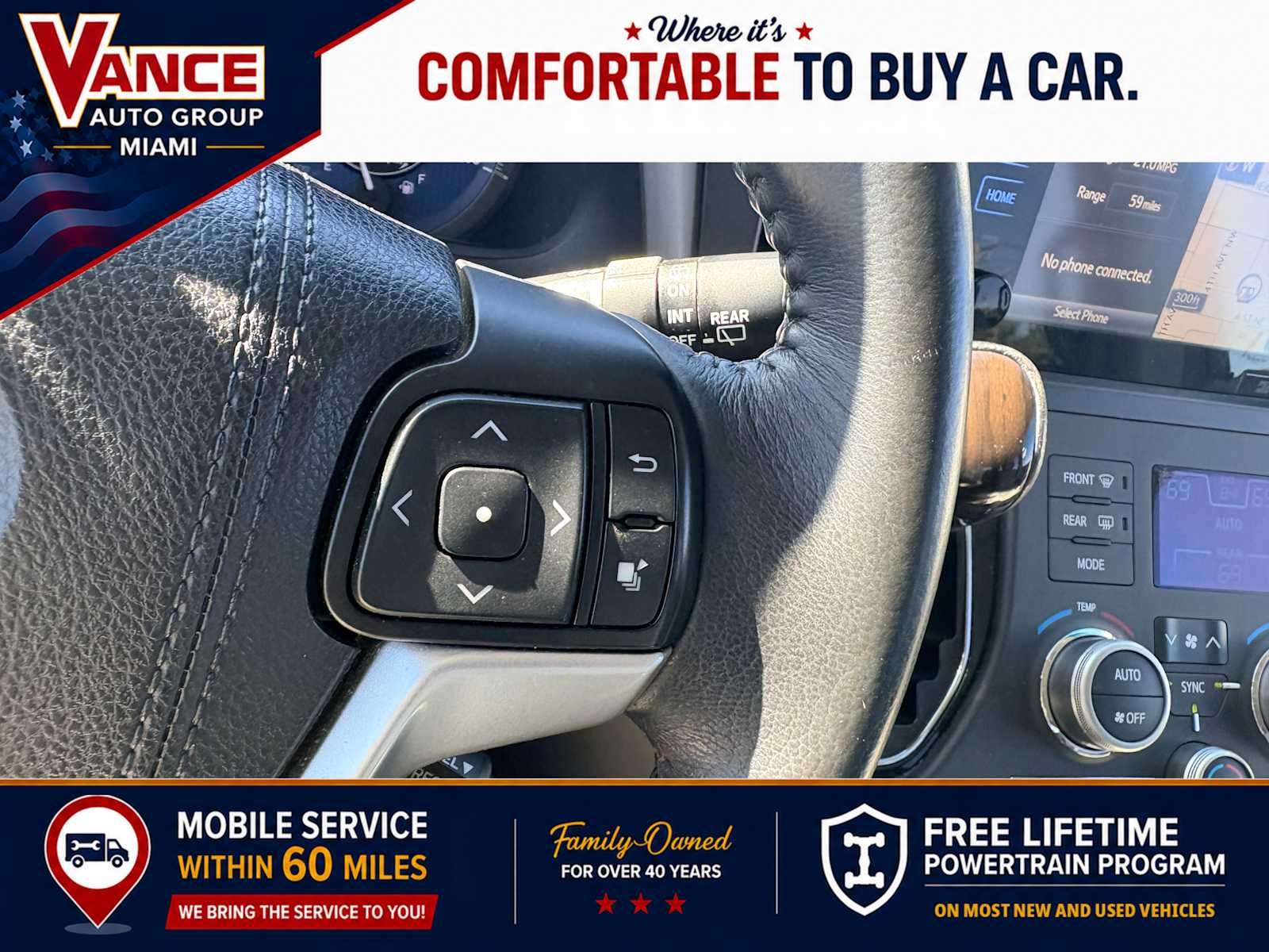2017 Toyota Sienna XLE Auto Access Seat