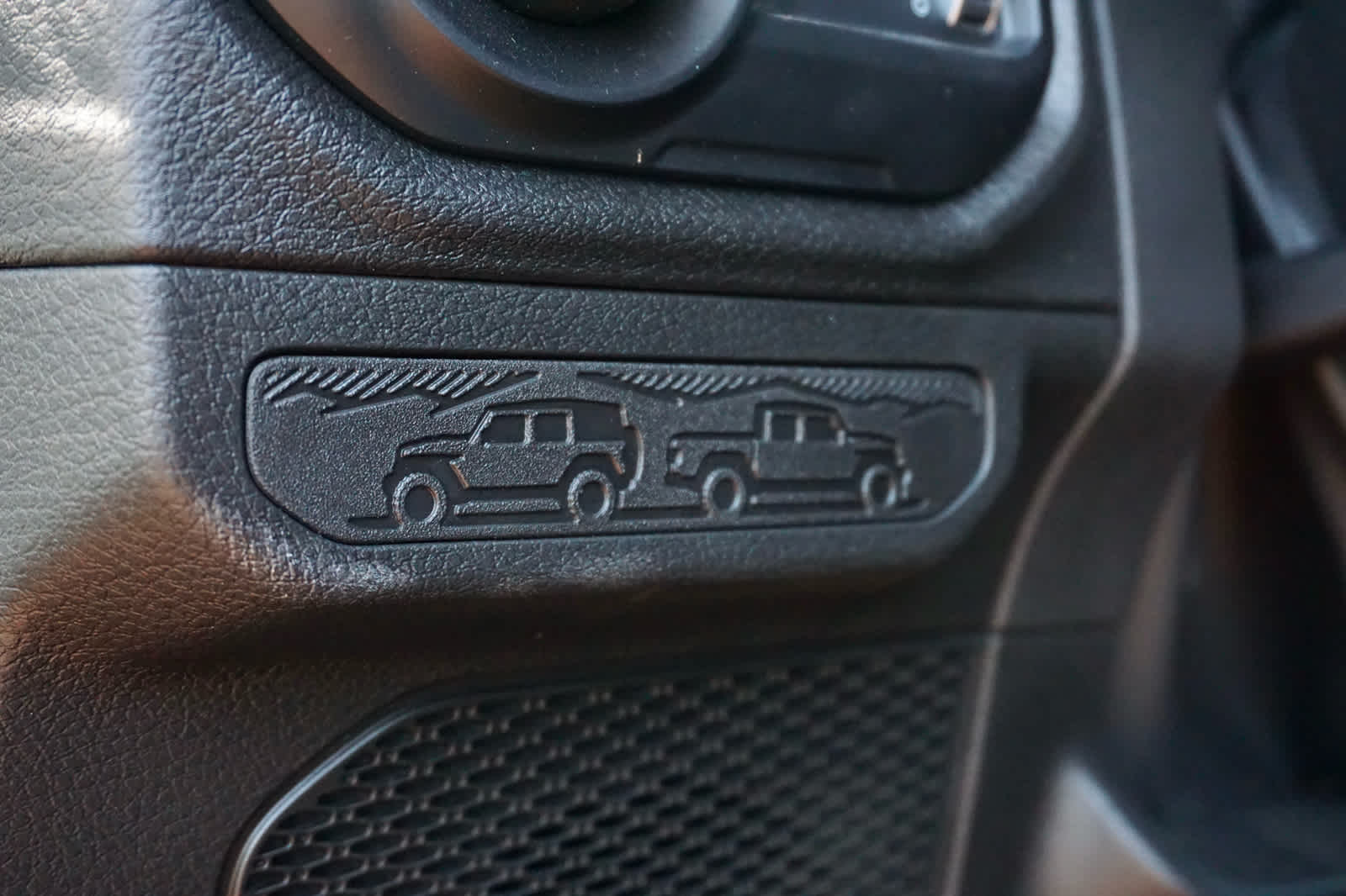 2025 Jeep Wrangler 4-Door Summit 4x4