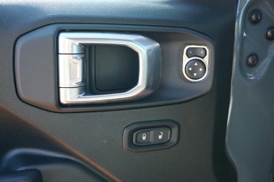 2025 Jeep Wrangler 4-Door Summit 4x4