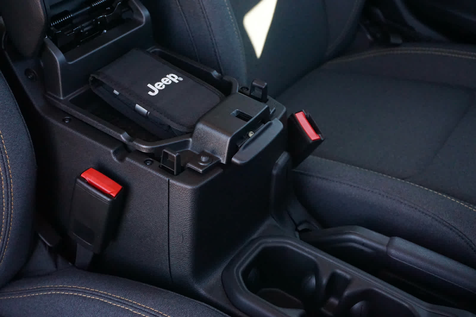 2025 Jeep Wrangler 4-Door Summit 4x4