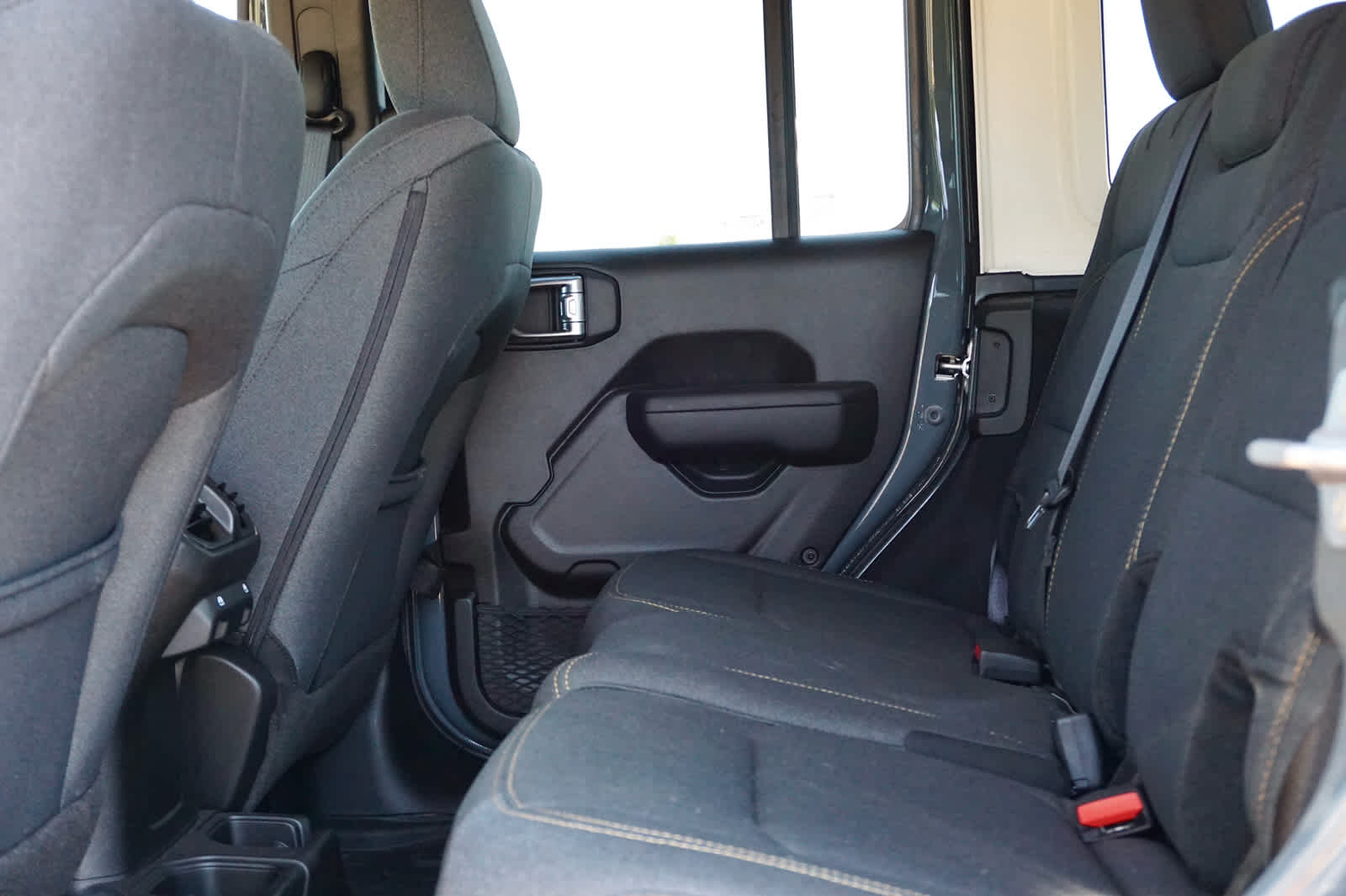 2025 Jeep Wrangler 4-Door Summit 4x4