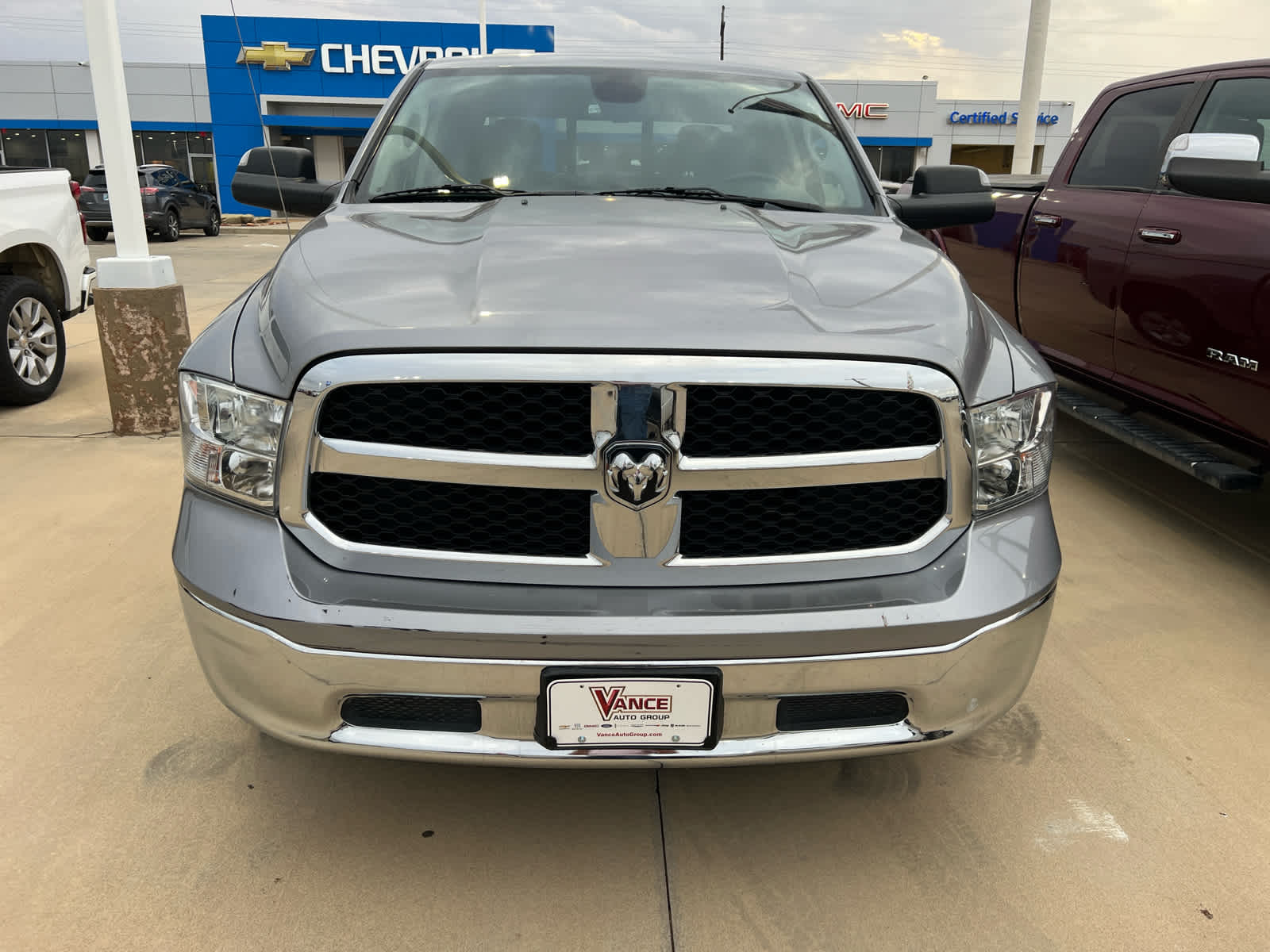 2023 RAM Ram 1500 Classic SLT Crew Cab 4x4 5'7' Box