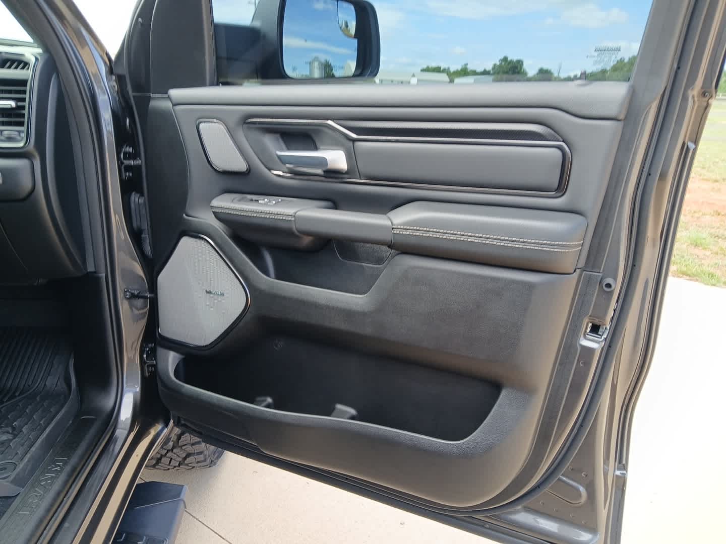 2025 RAM Ram 1500 Rebel Crew Cab 4x4 5'7' Box