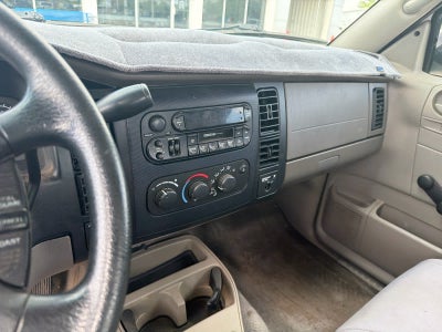 2004 Dodge Dakota Sport