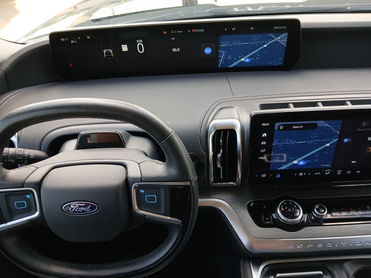 2025 Ford Expedition Platinum