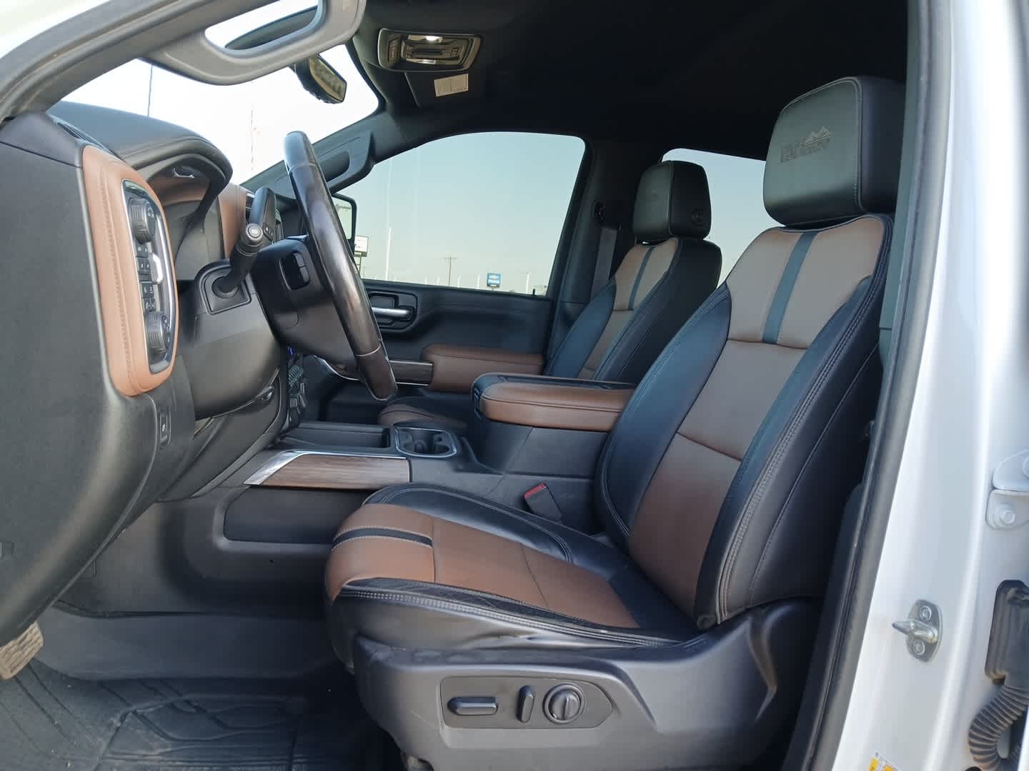 2020 Chevrolet Silverado 2500HD 4WD Crew Cab Standard Bed High Country
