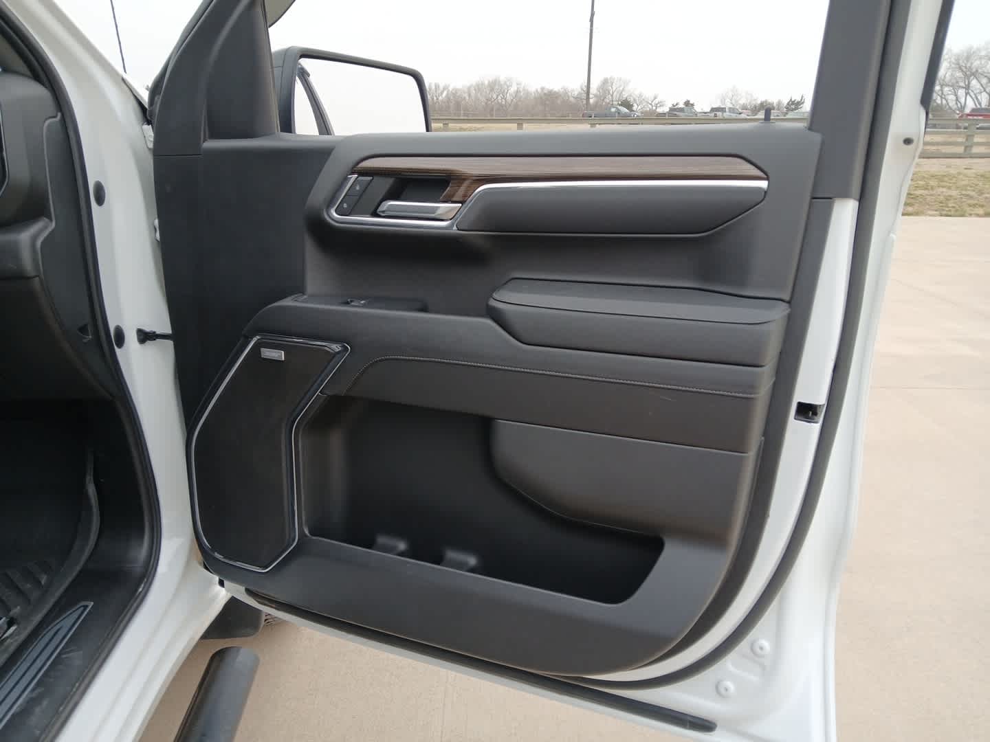 2023 Chevrolet Silverado 1500 4WD Crew Cab Short Bed RST