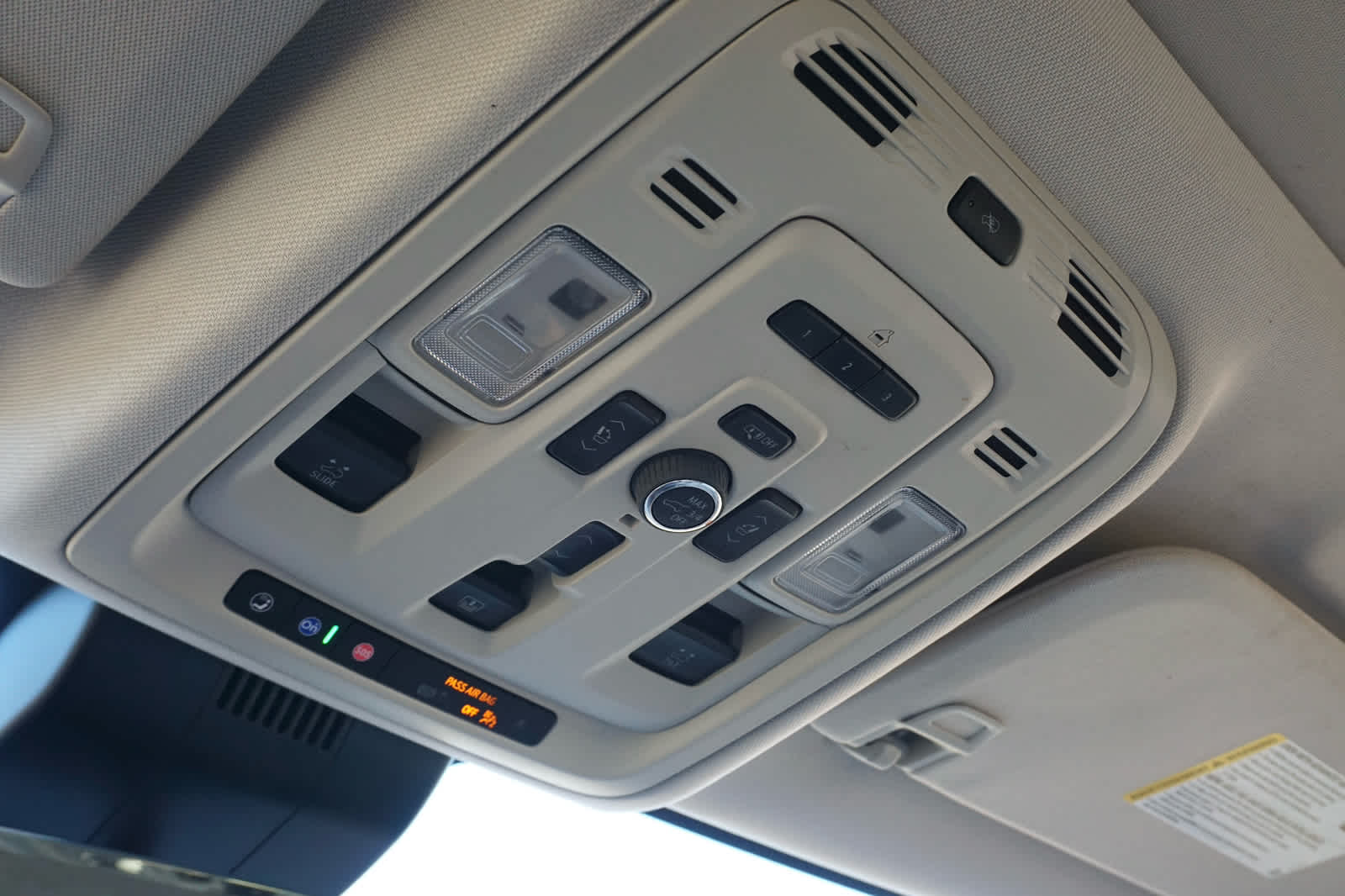 2024 GMC Yukon 4WD Denali