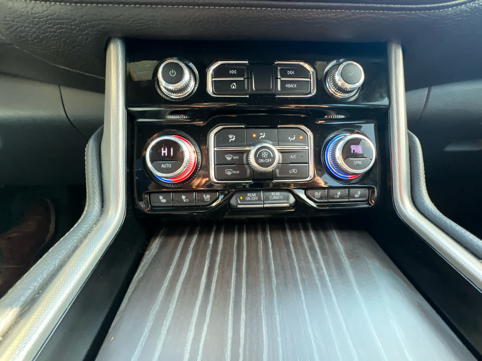 2021 GMC Yukon XL 4WD Denali