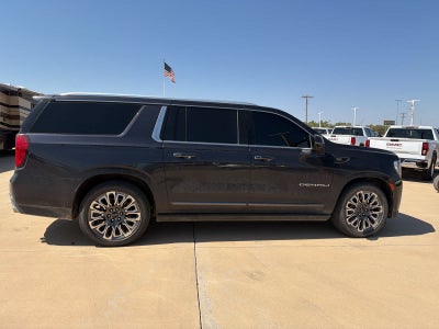 2023 GMC Yukon XL 4WD Denali Ultimate