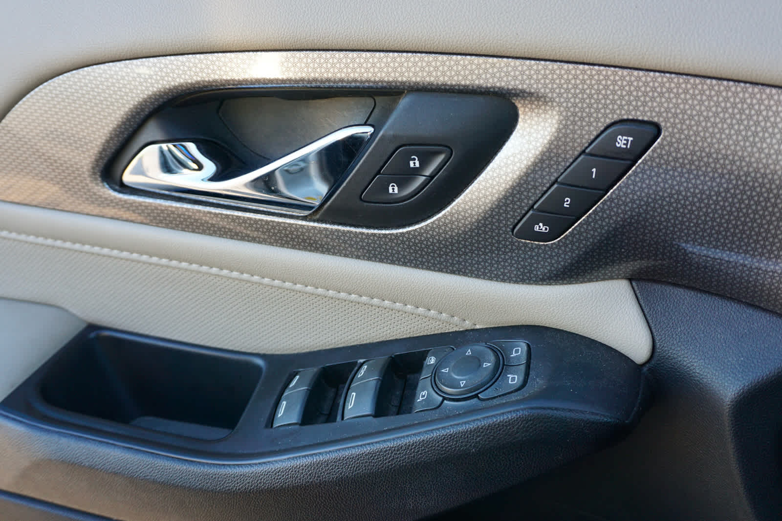 2022 Chevrolet Traverse FWD Premier