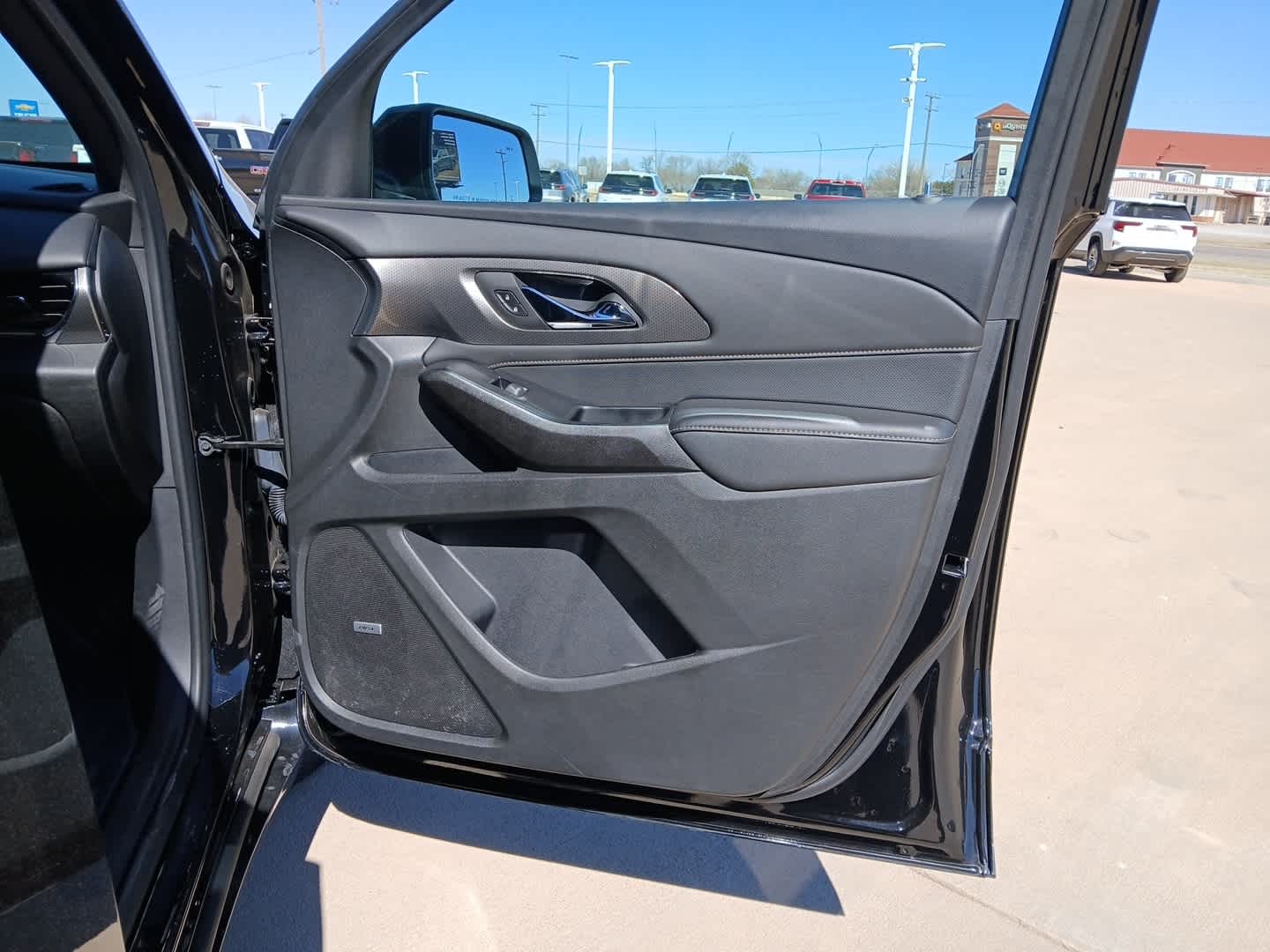 2023 Chevrolet Traverse FWD Premier