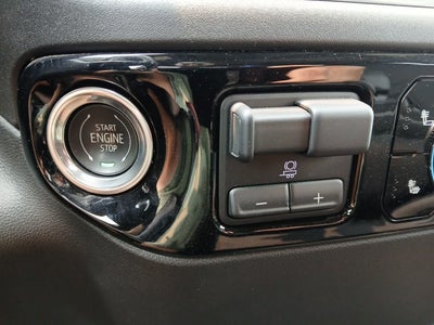2024 GMC Sierra 2500HD 4WD Crew Cab Standard Bed SLE