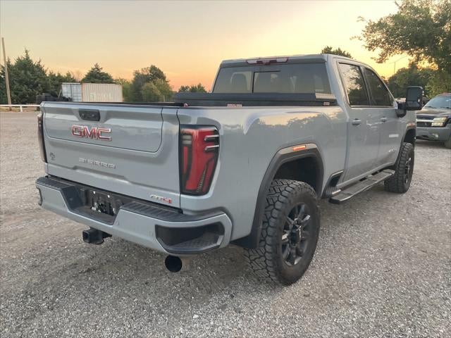 2024 GMC Sierra 2500HD 4WD Crew Cab Standard Bed AT4