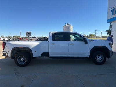2024 GMC Sierra 3500HD 4WD Crew Cab Long Bed Pro