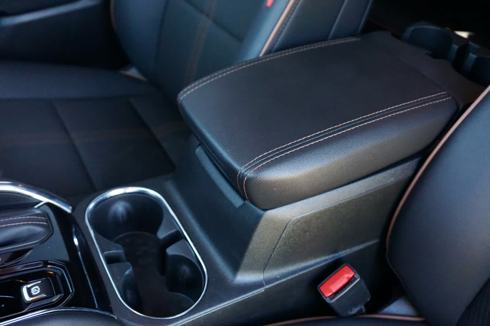 2025 GMC Canyon 4WD AT4