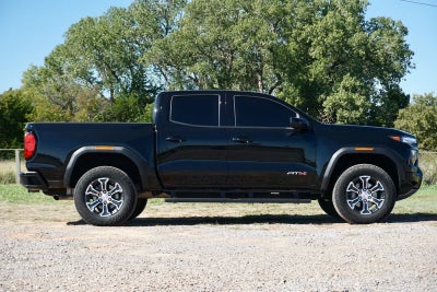2025 GMC Canyon 4WD AT4