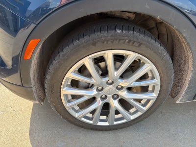 2022 Cadillac XT4 AWD Premium Luxury