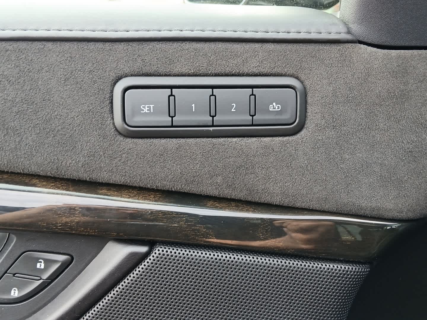 2020 Cadillac Escalade 4WD Platinum