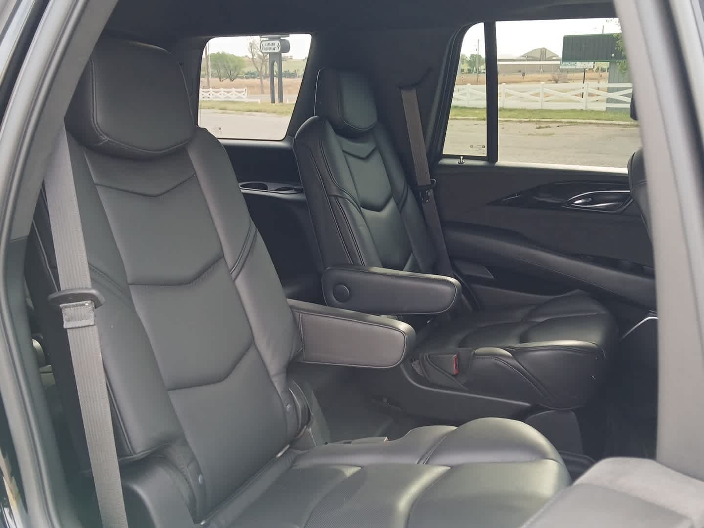 2020 Cadillac Escalade 4WD Platinum