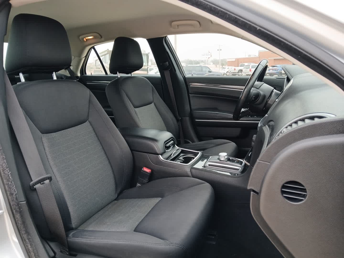 2022 Chrysler 300 Touring